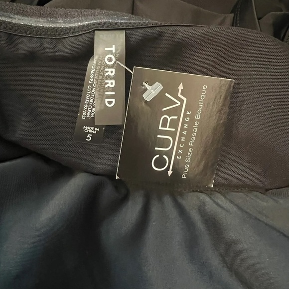 Torrid Black Swim Dress - Size 28 - Picture 3 of 3